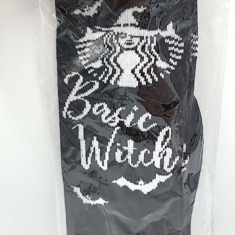 Basic Witch Socks - Picture 4 of 8